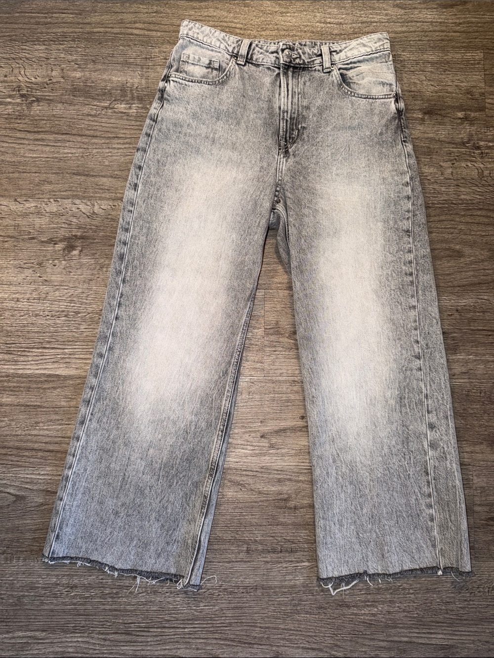 H&M Divided Gray Acid Wash High Rise Wide Leg Raw Hem Jeans Size 6